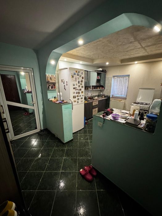 Apartament 2 camere semidecomandat