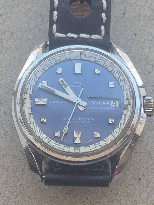 Ceas sicura automatic