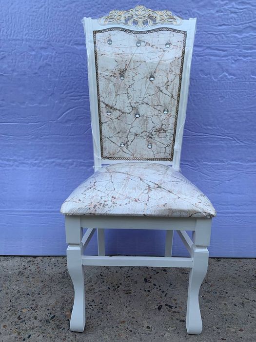 Stol va stullar komplekt 12 va 24 talik.