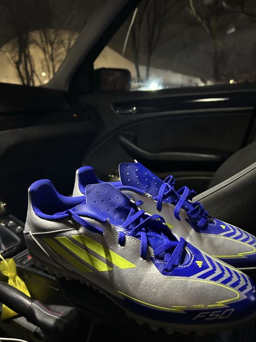 Футболни Стоножки Adidas f50 league Messi