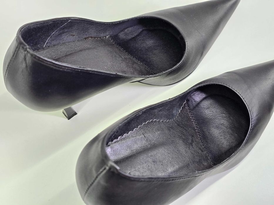 Черни обувки на ток - Естествена кожа