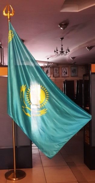 Флагштоки новые металлические