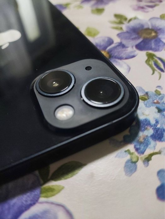 iPhone 13 с гарантией