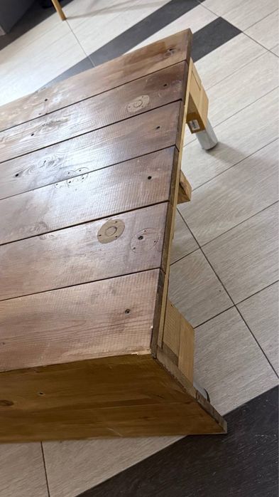 Подиум для педикбра дерево