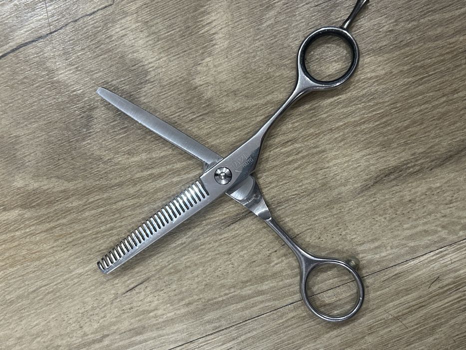 Vand trimmer babyliss si foarfeca de filat