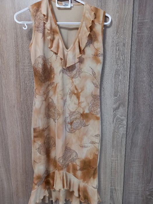 Рокля размер М но става и за С