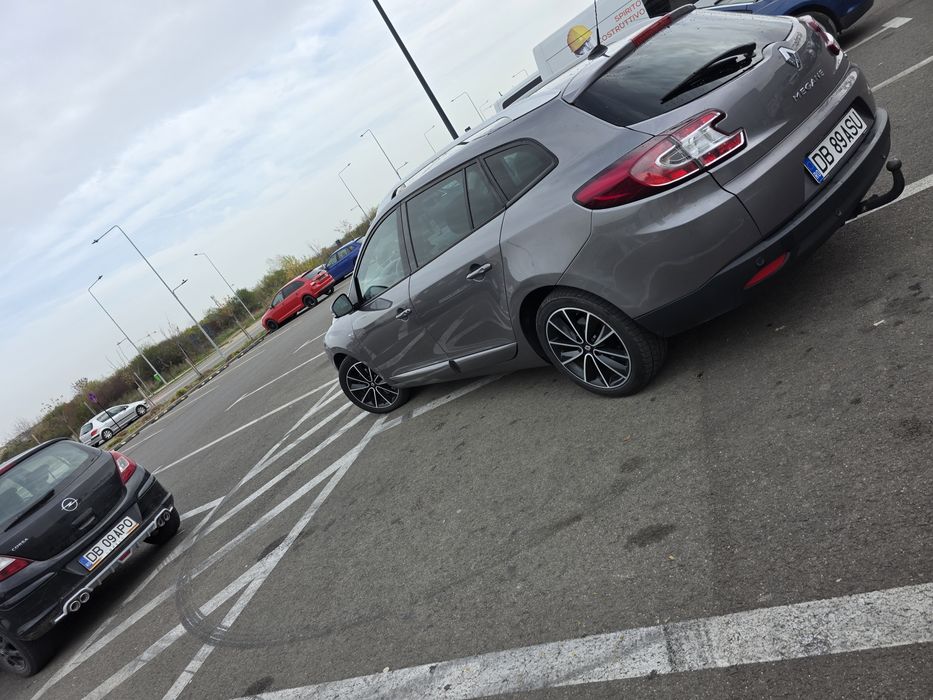 Vând megane 3 1.5 dci