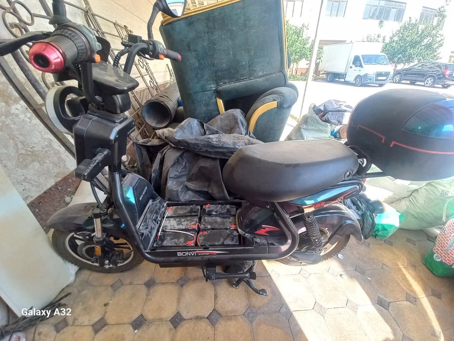 bonvi skuter1111