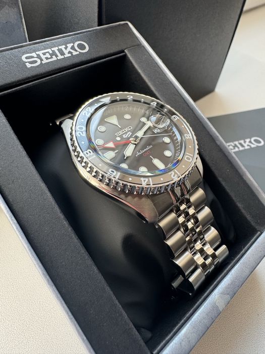 Ceas Seiko 5 GMT automatic impecabil