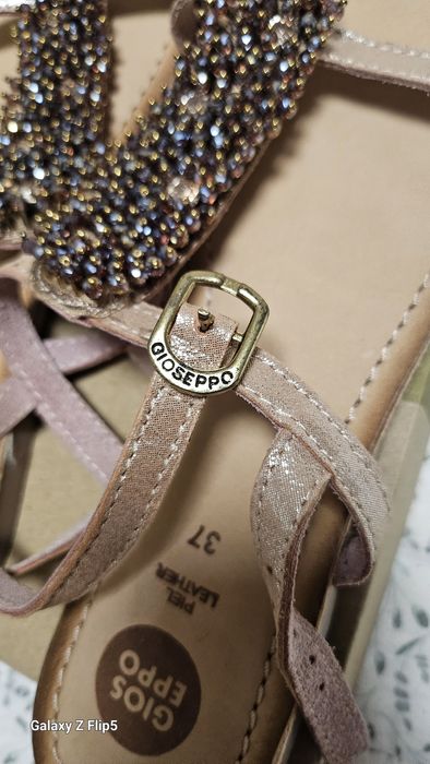 Нови сандали Gioseppo