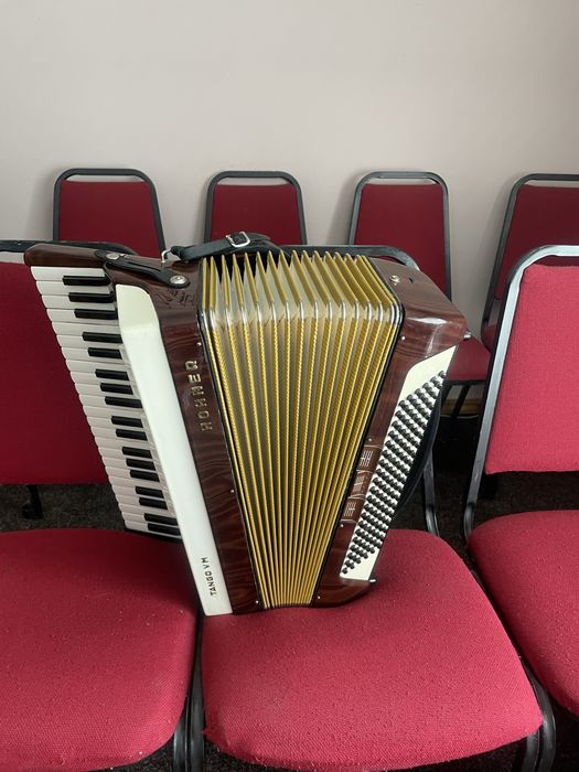 Vand acordeon hohner tango v M