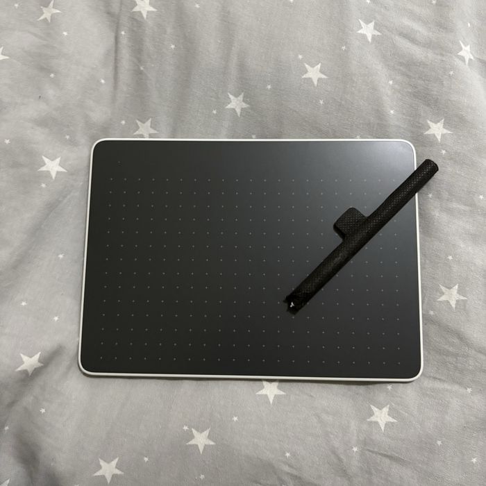 Графический планшет Wacom One Medium CTC6110WLW1B
