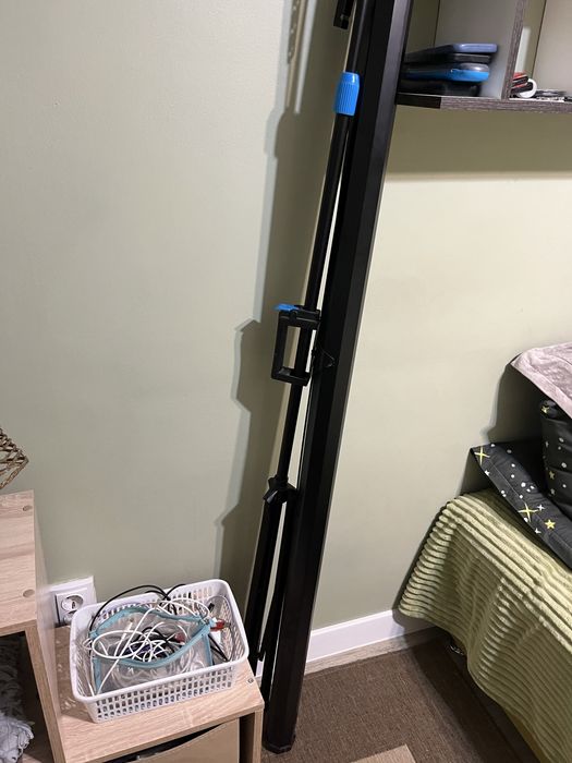 Проектор и экран