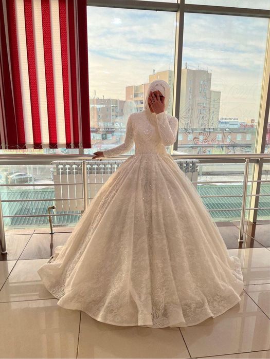 Свадебные платья