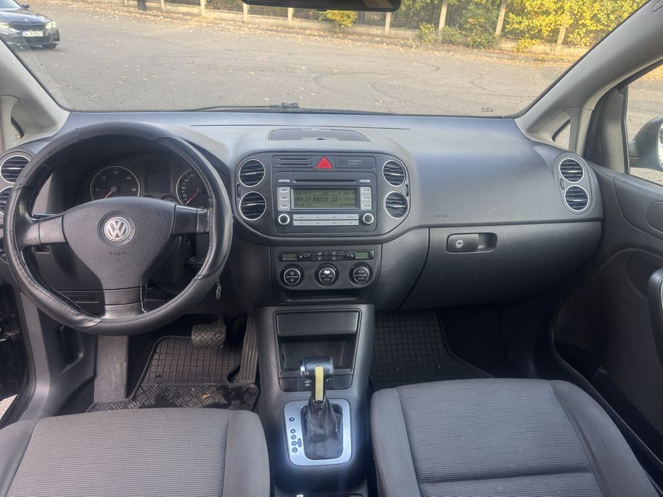 Vw golf 5 plus automat 2.0 140 cp