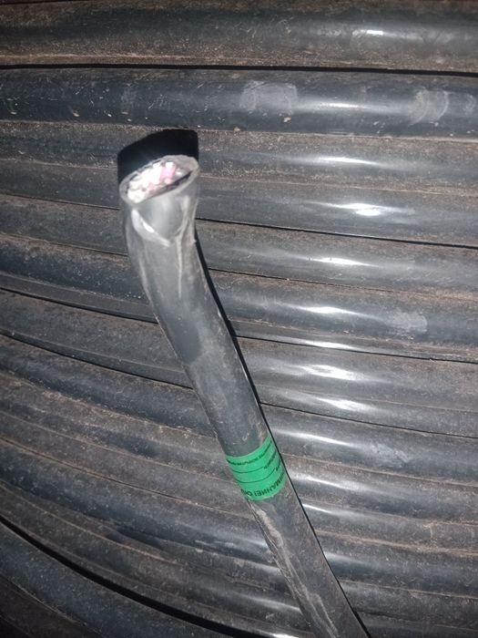 Продам кабель 
[2