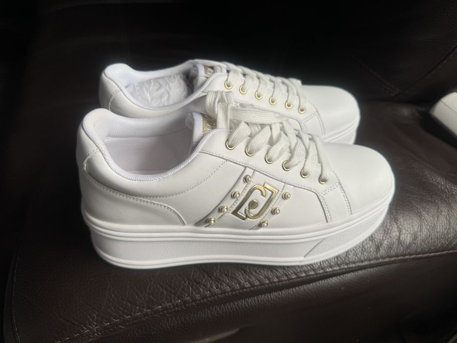 Нови обувки LIU JO