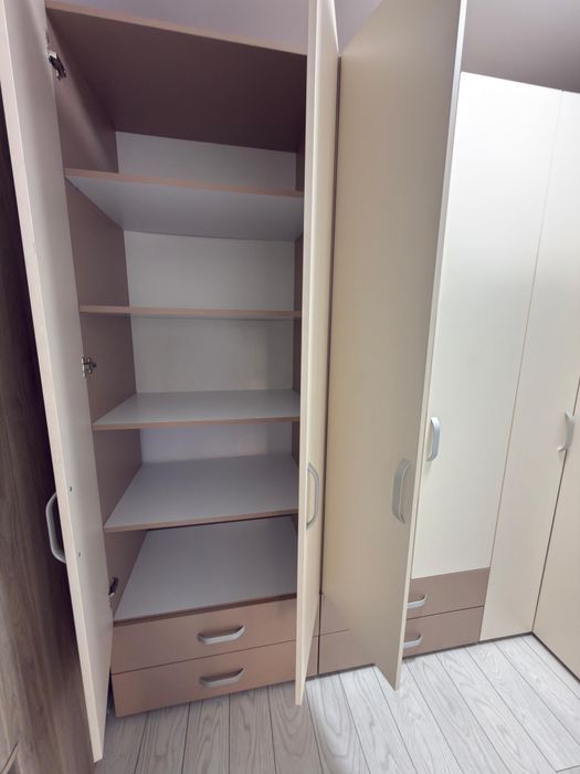 Mobilă dormitor/dressing