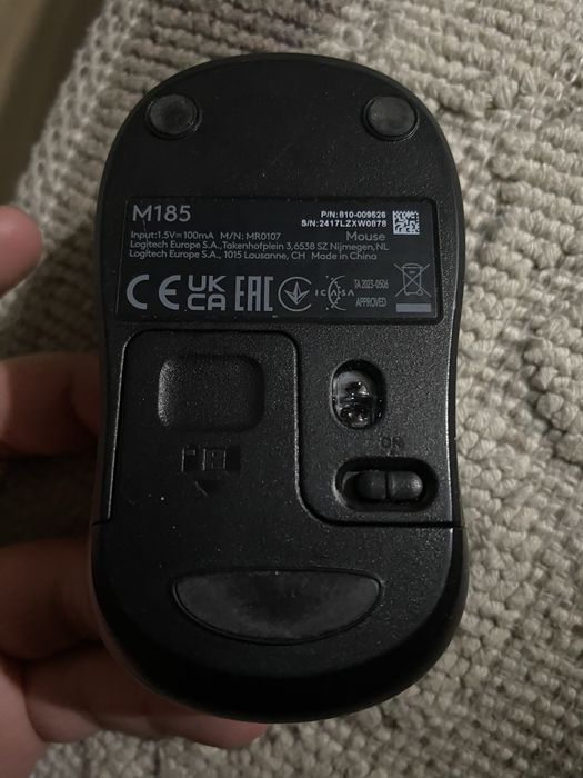 Срочно продам мышь Logi M185