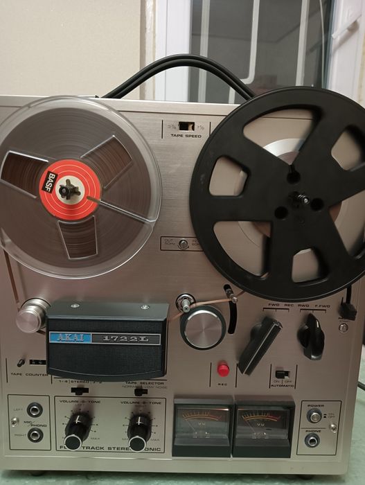 Vând Lot 15 buc Magnetofoane Akai,preț pe bucată!