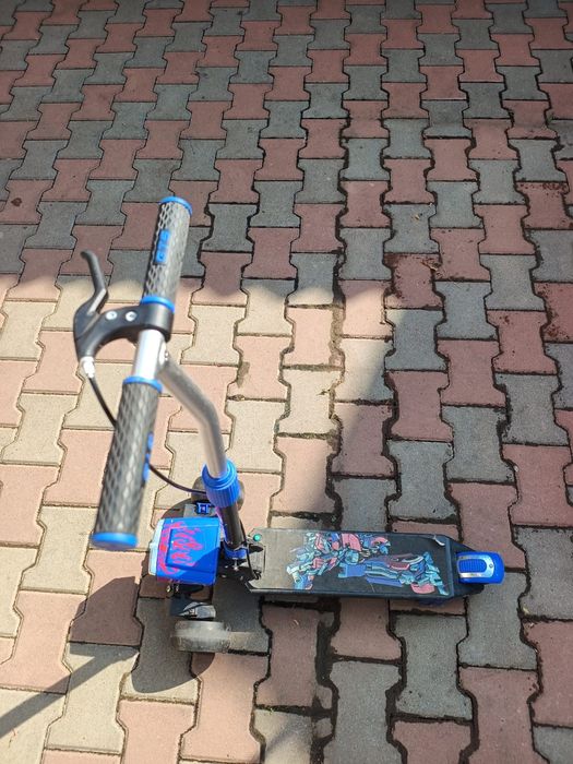 Trotinetă pentru copii