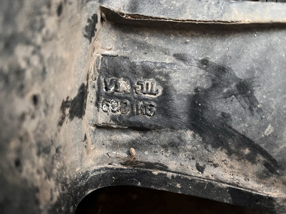 Продам диски с резиной