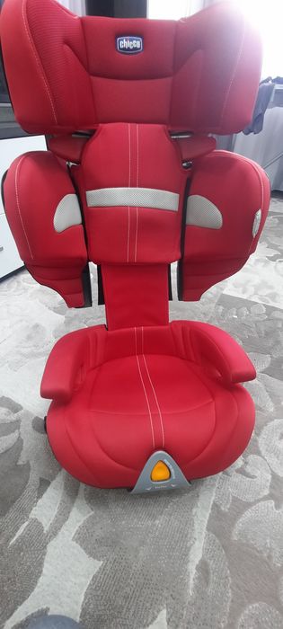 Автокресло Chicco 15-36 кг