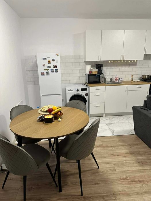 De închiriat apartament – Florești | Zonă liniștită | Terasă generoasă