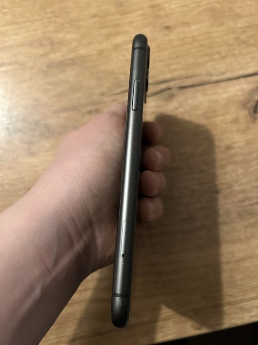 iphone 11 128 GB 60000 торг срочно