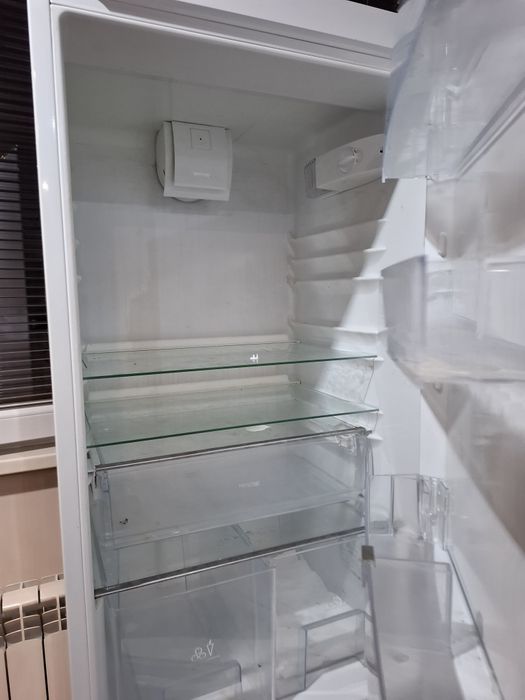 Фризер е хладилник Electrolux