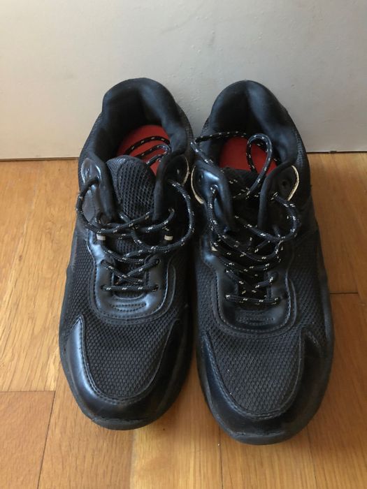 Bershka маратонки