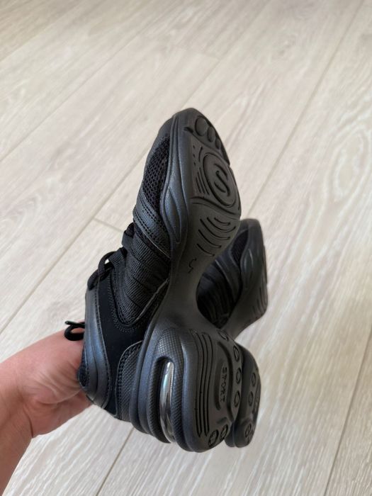 Продается джазовки