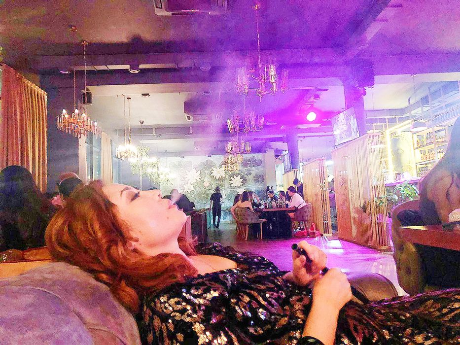 Продам платье блестящее