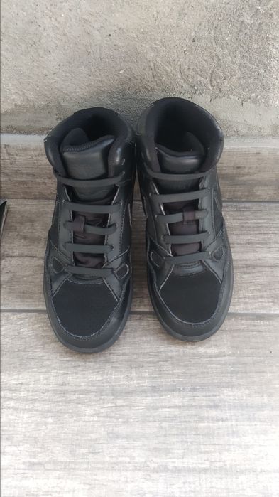 Детски кожени кецове р-р 29,5