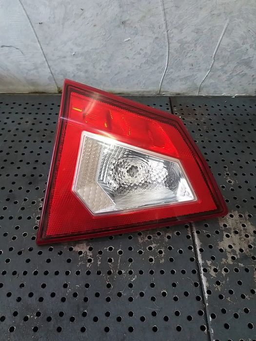 Stop tripla lampa stanga haion suzuki vitara ly
