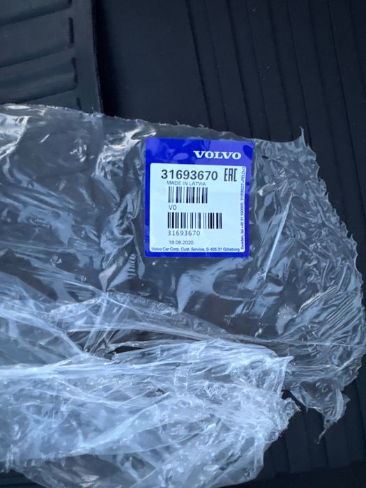 Гумени стелки за VOLVO V90