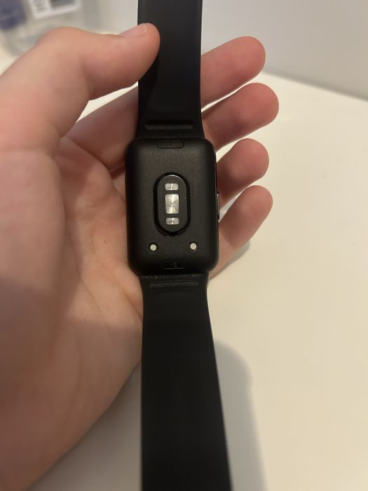 Smartwatch Samsung Galaxy Fit 3, putin spre deloc