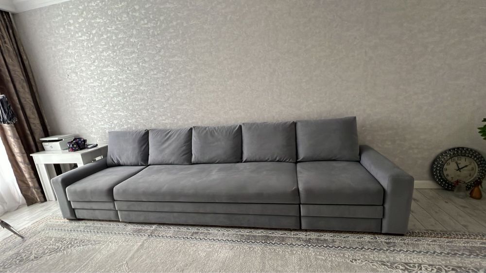 Продам диван 4 метра