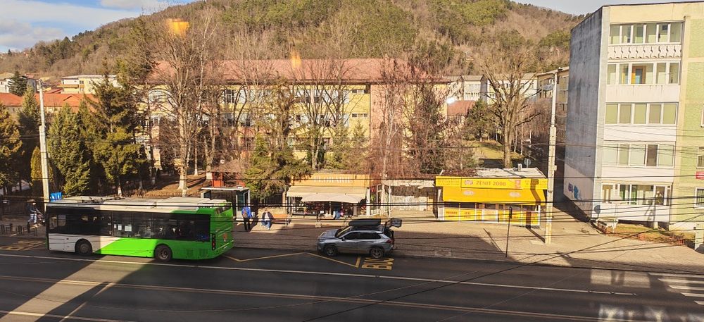 Apartament zona Precista cu fata la Bl. Decebal