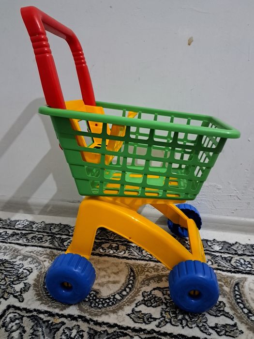 Тележка каталка в отличном состояние