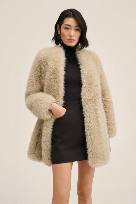 Mango палто от косъм