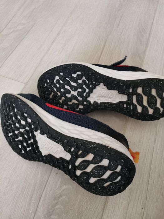 Маратонки Nike 29,5 (18см)