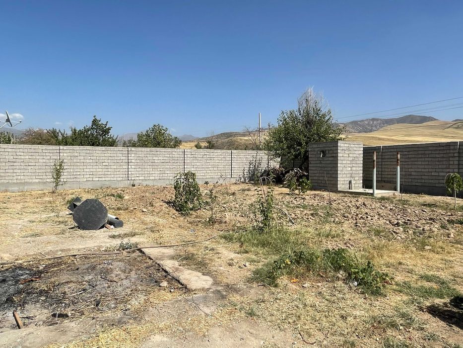 продается дача  в паркентском районе    кизилсой с кадастром