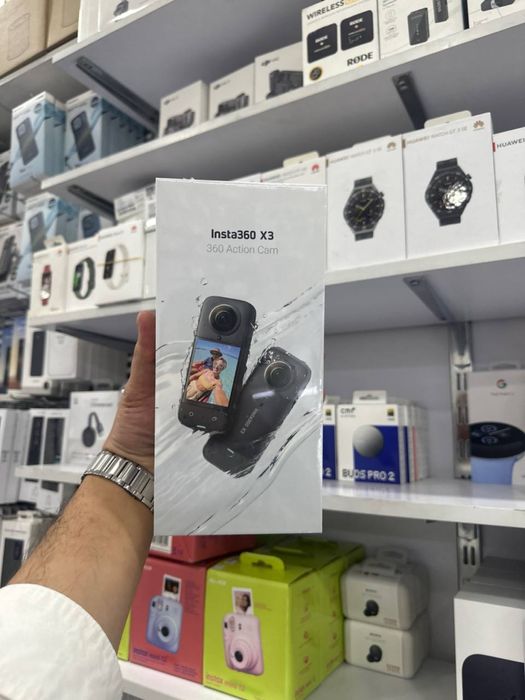 Insta 360 X3.Insta 360 X4. X5. X5 essential bundle. Go pro hero 13.