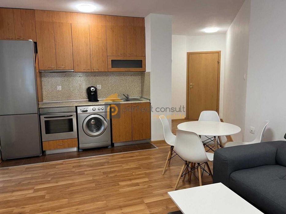 Дава се под наем Двустаен апартамент в Пловдив, Кършияка - 80 кв.м за 425 € - Снимка #2