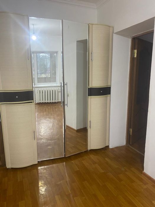 Продам шкаф с зеркалами