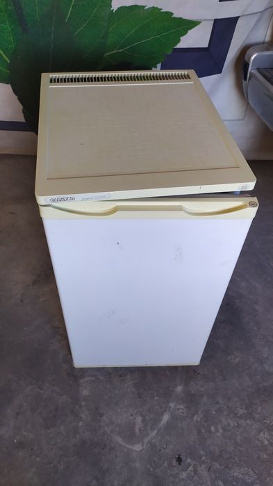 Продается холодильник Саратов 1225 м