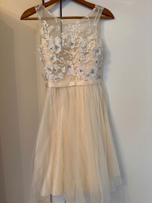 Официални рокли!