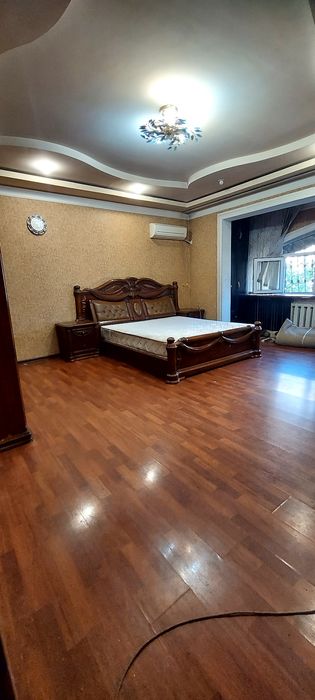 МЕТРО 5- минут лакатция супер!  шахар маркази Ганга- Себзор