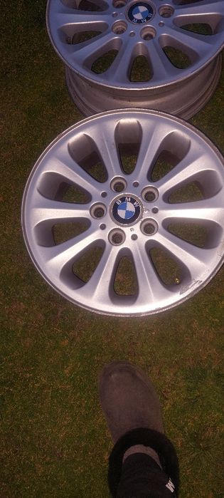 Jante BMW pe 16 de BMW